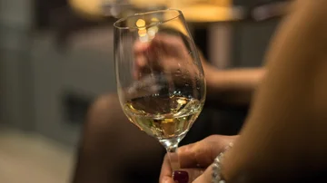 Sa alkool mund të konsumojmë pa rrezikuar shëndetin?