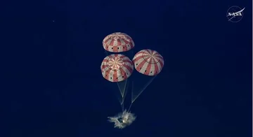 Astronautët e misionit Artemis 2 zbarkojnë në Tokë, përfundojnë me sukses misionin